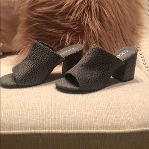 Coconuts by matisse mule grey animal print NWT